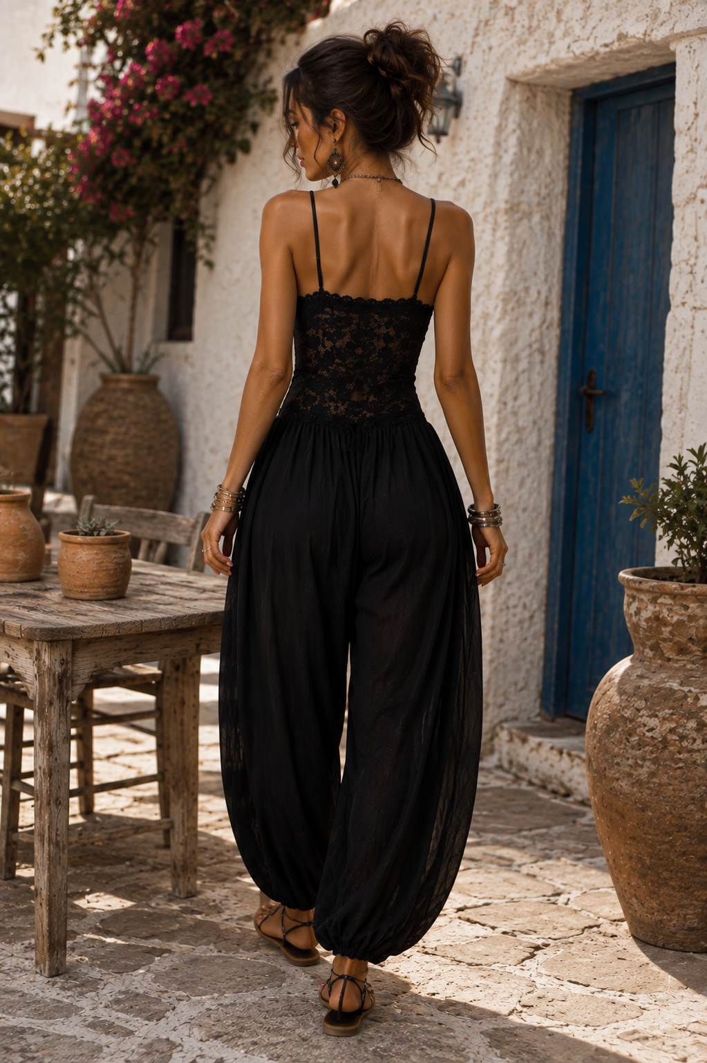 Mono de encaje transparente para mujer, con cuello halter, tirantes finos, cuello en V, estilo bohemio, para verano y playa, de una pieza